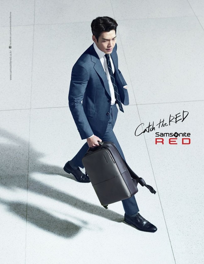 WTFSG_korean-stars-front-samsonite-red-2016_Kim-Woo-Bin