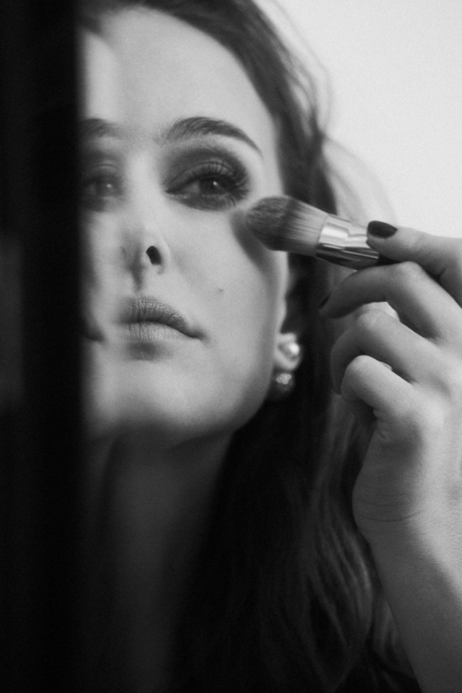 WTFSG_natalie-portman-diorskin-forever-2016-makeup-BTS_3