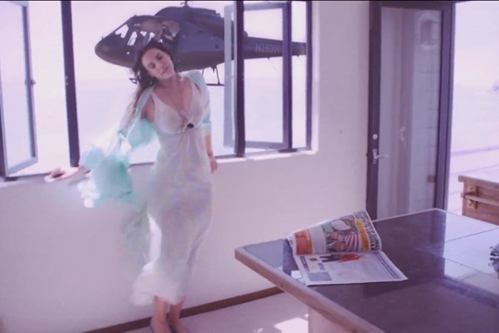 Lana Del Rey Take Down The Paparazzi In ‘high By The Beach Music Video Wardrobe Trends 7082