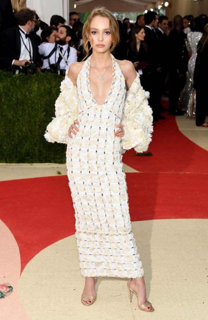 Lily-Rose Depp in Chanel dress at the 2016 Met Gala - Wardrobe Trends Fashion (WTF)