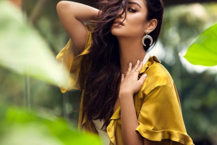 shay-mitchell-baublebar-jewelry-photoshoot_2