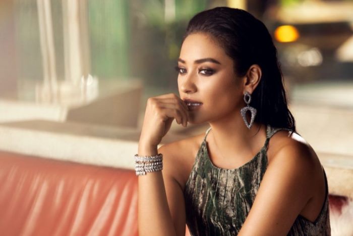 shay-mitchell-baublebar-jewelry-photoshoot_6