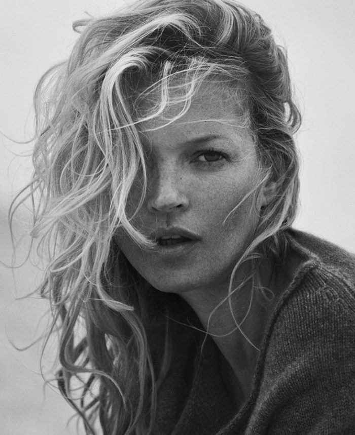 kate-moss-naked-cashmere-sweaters_3