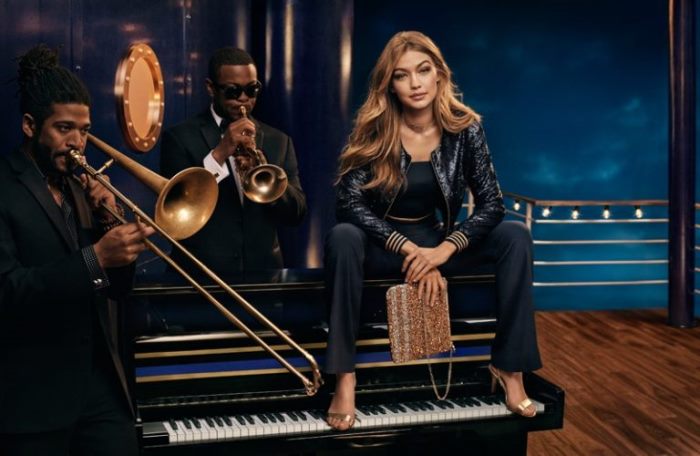 gigi-hadid-tommy-hilfiger-holiday-2016-campaign_4