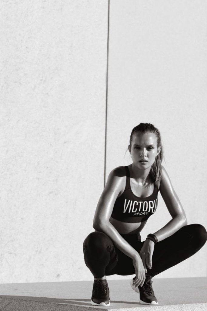 Adriana Lima & More Angels Work Up a Sweat in Victoria Sport - Wardrobe ...