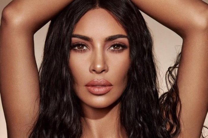 Kim Kardashian Wears ‘Classic’ Makeup in KKW Beauty Ads - Wardrobe ...